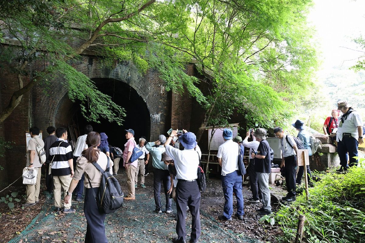 6号トンネル春日井口にて